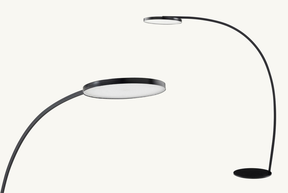 Bow produced by
Ligne Roset 2015
floor lamp with LEDs
photo: Ligne Roset