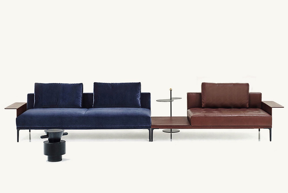 Playtime modular sofa 
produced by Wittmann 2020 
leather&textile, metal legs
photo: Wittmann